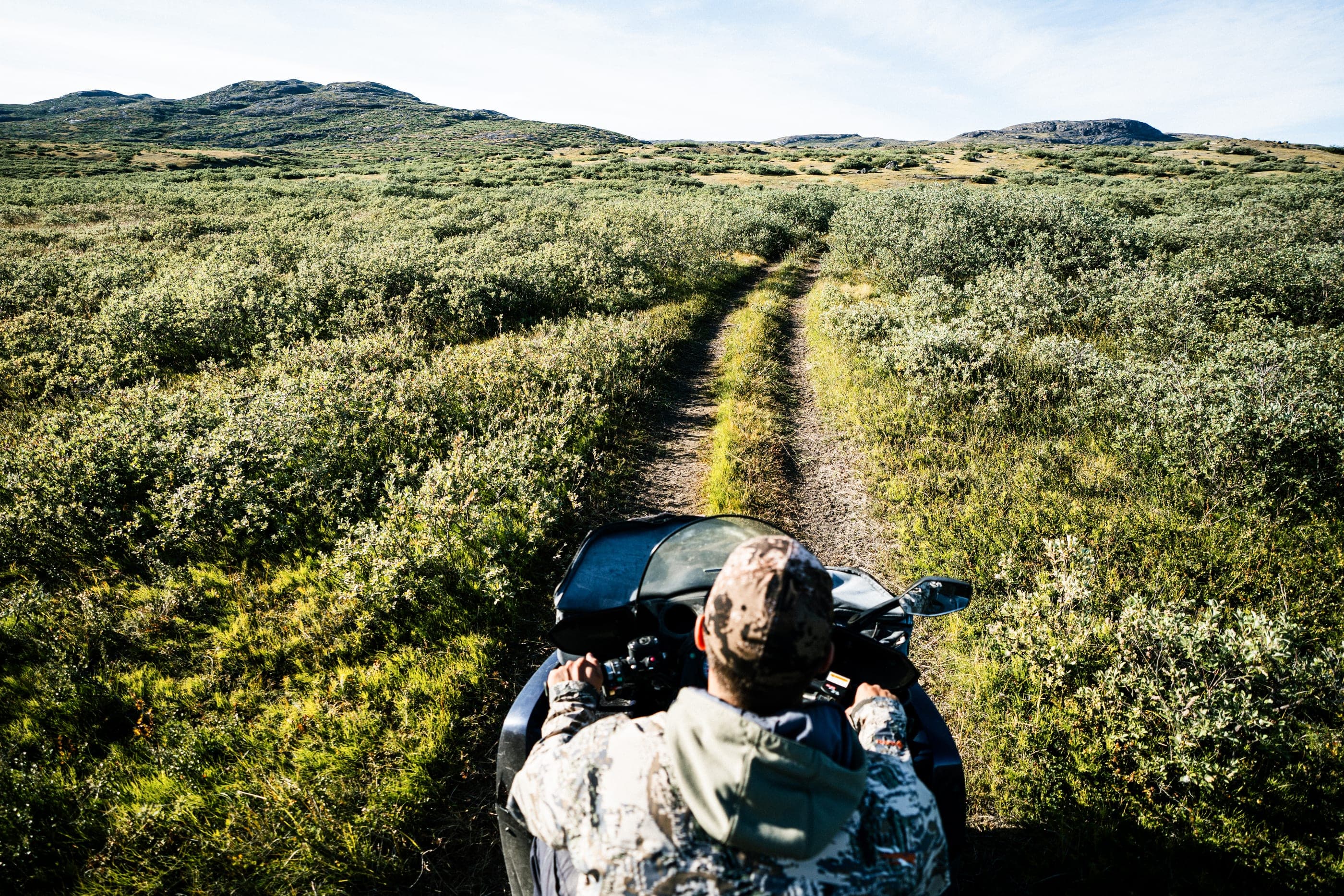 Out along the wheel track across the tundra, seen from the ATV